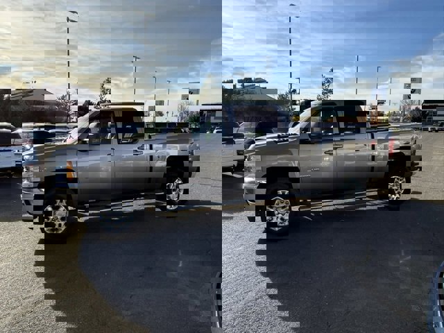 Used 2013 Chevrolet Silverado 2500 LTZ w/ LTZ Plus Package image 9