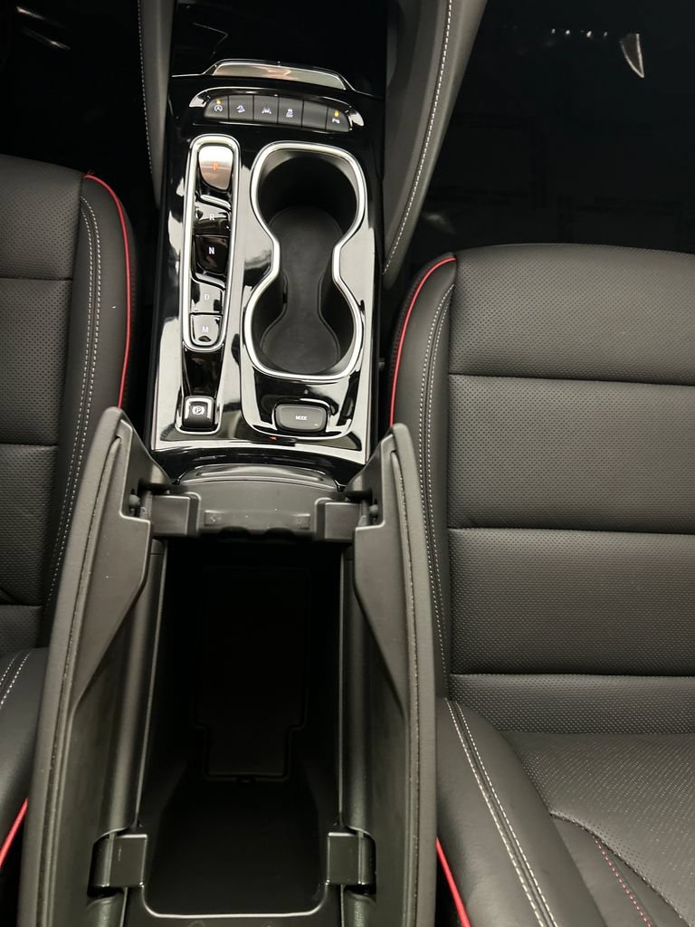 Used 2023 Buick Envision Essence w/ Technology Package I AWD/4WD image 15