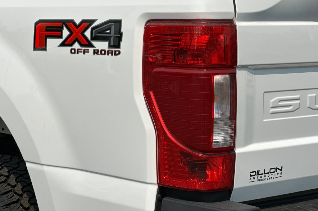 Used 2022 Ford F350 Lariat w/ Chrome Package AWD/4WD image 9