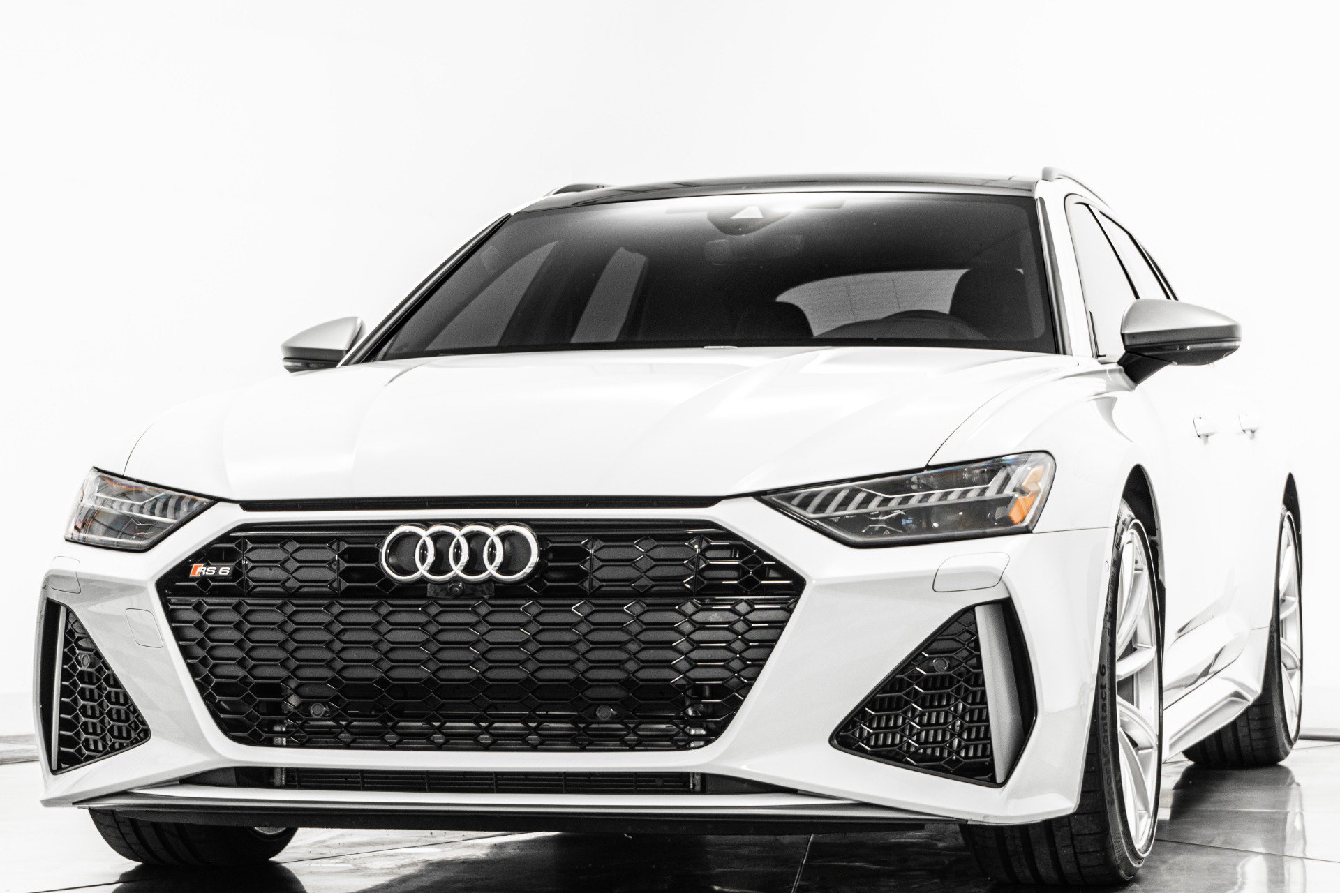 Used 2025 Audi RS 6 performance AWD/4WD image 5