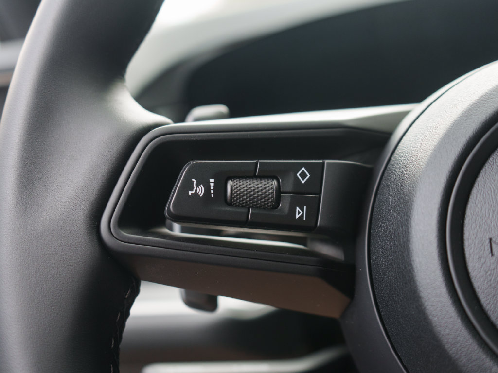 New 2026 Porsche Cayenne AWD/4WD image 24