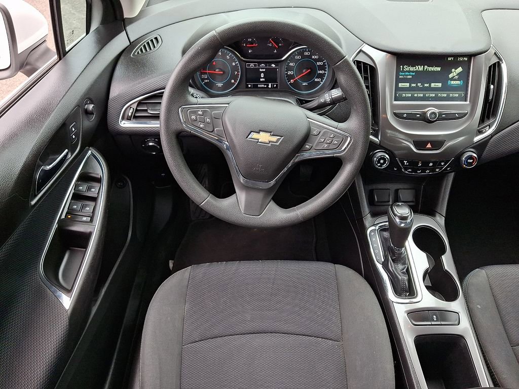 Certified 2017 Chevrolet Cruze LT w/ Convenience Package FWD image 11