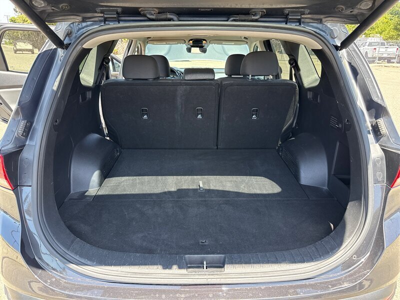 Used 2023 Hyundai Santa Fe SEL AWD/4WD image 95