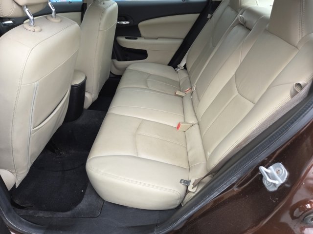 Used 2013 Chrysler 200 Limited image 12