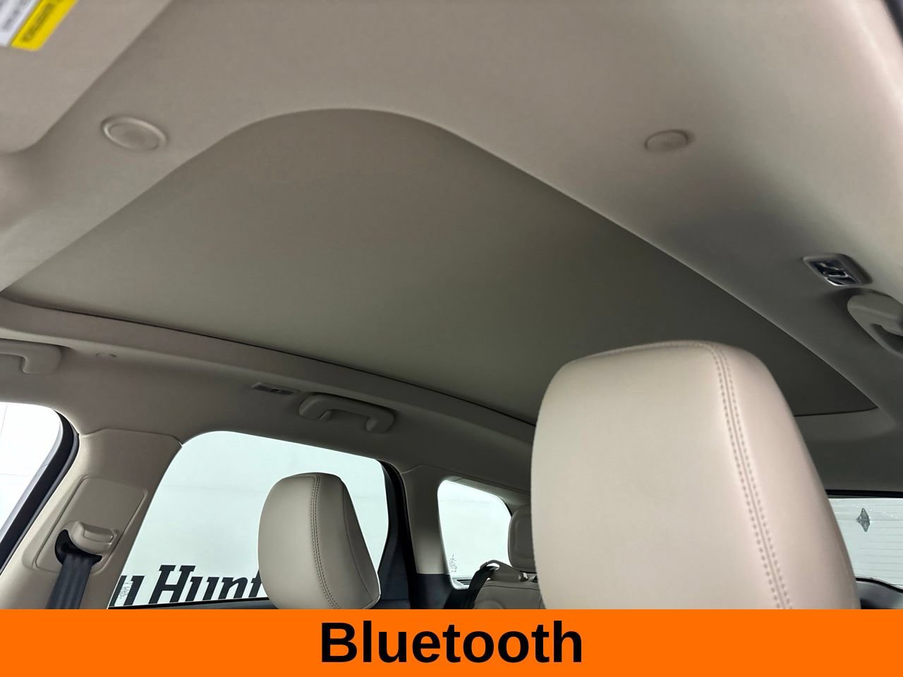 Used 2026 Lincoln Corsair Premiere FWD image 14