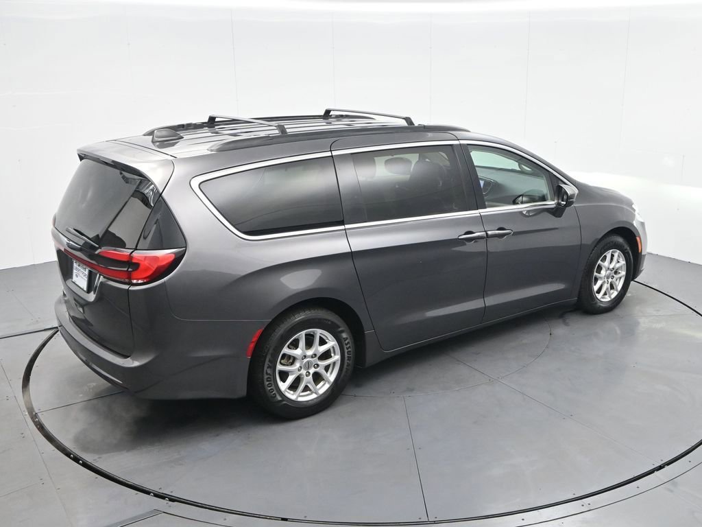 Used 2022 Chrysler Pacifica Touring-L image 30