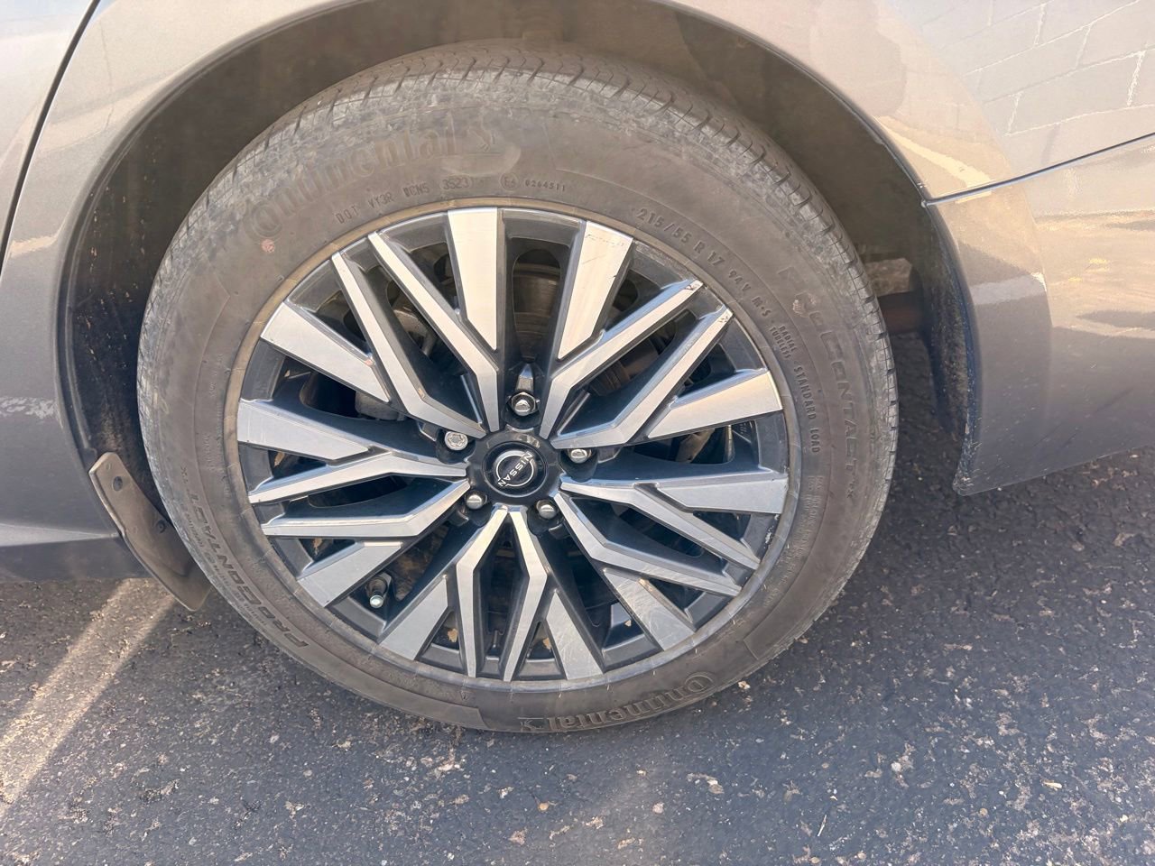 Certified 2024 Nissan Altima 2.5 SV FWD image 7