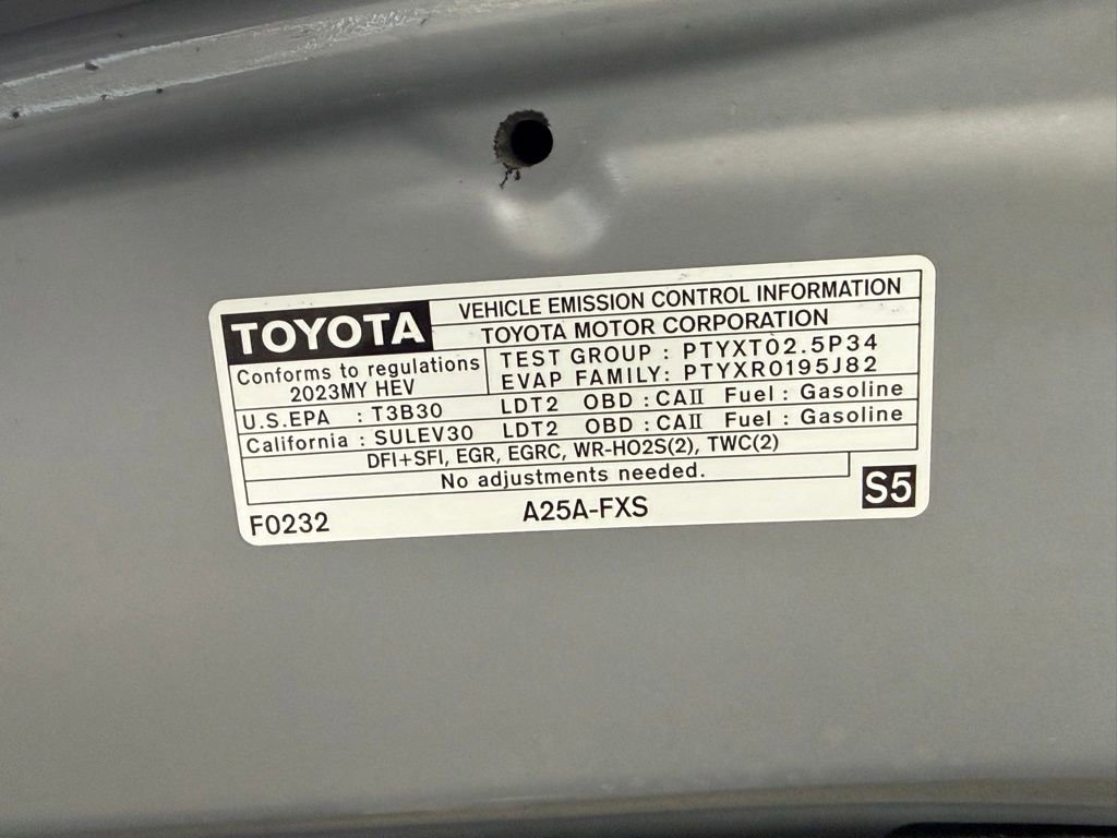 Certified 2023 Toyota Sienna XSE AWD/4WD image 40