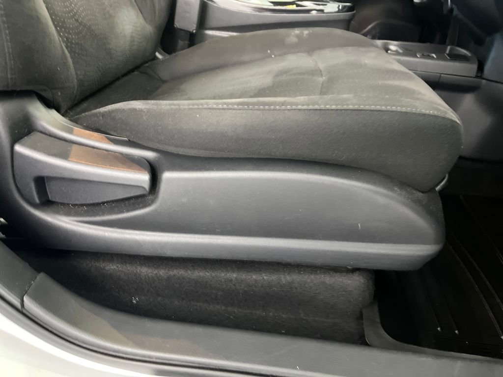 Used 2017 Nissan Leaf SV image 55
