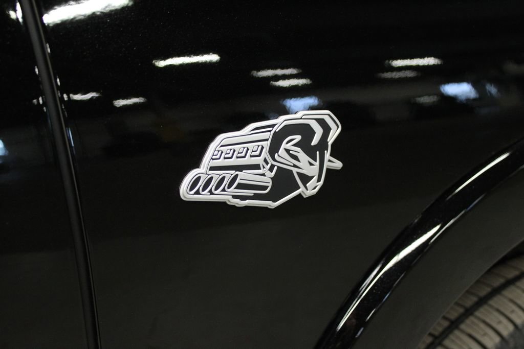 New 2026 RAM 1500 4x4 Crew Cab image 38