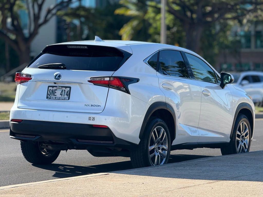 Used 2015 Lexus NX 300h FWD image 5