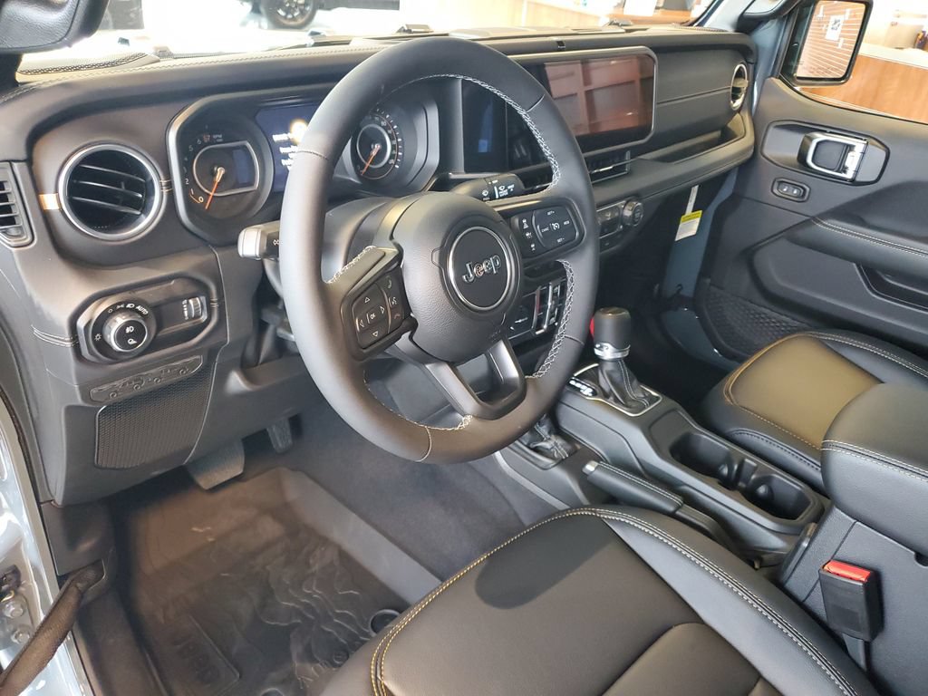 New 2026 Jeep Gladiator Sport AWD/4WD image 8