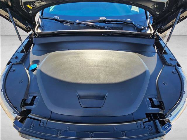 Used 2022 Volvo XC40 P8 Recharge Plus image 27