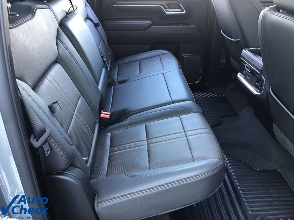 Used 2025 Chevrolet Silverado 3500 High Country w/ High Country Premium Package image 16