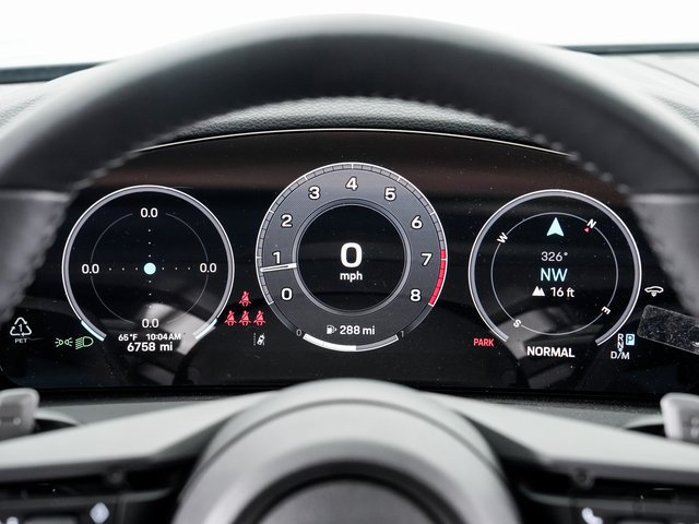 Certified 2025 Porsche Panamera 4 AWD/4WD image 17