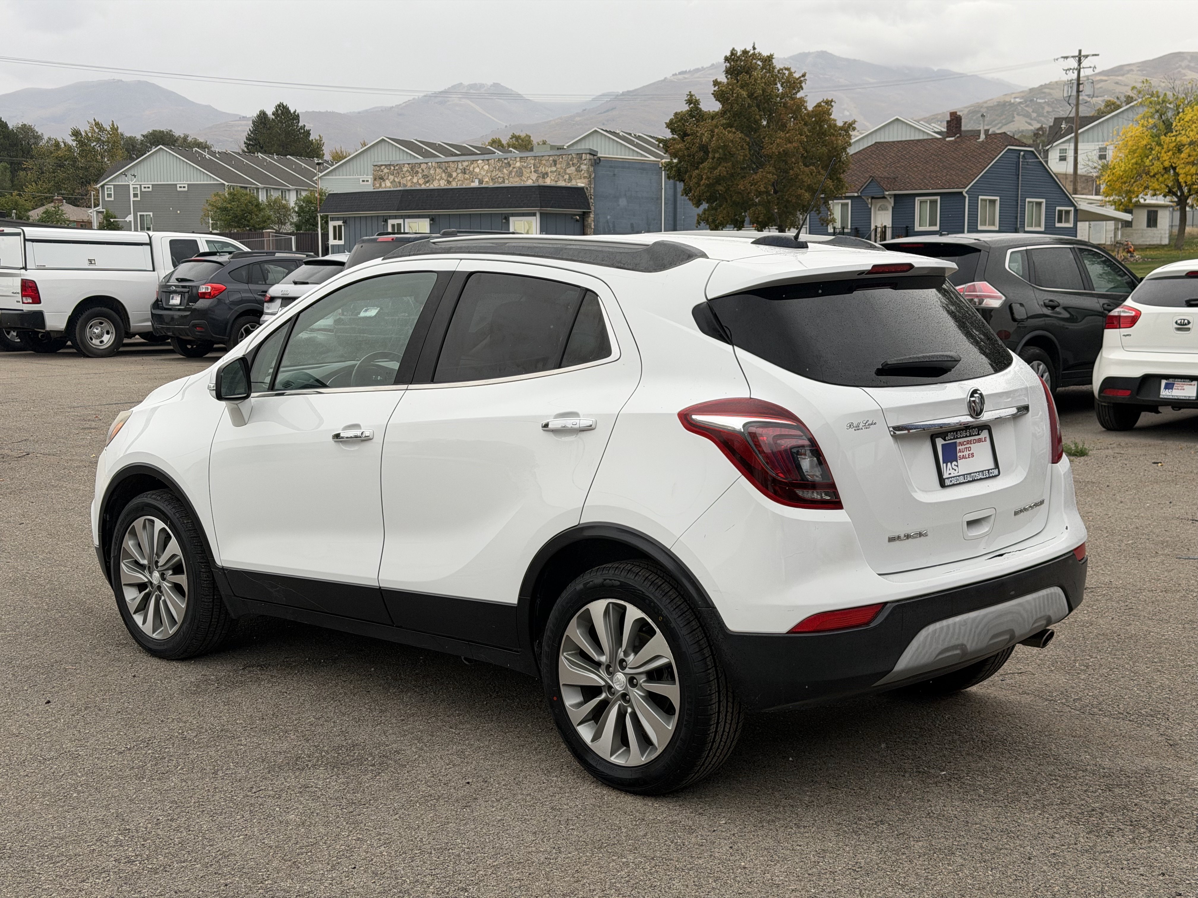 Used 2017 Buick Encore Preferred FWD image 4