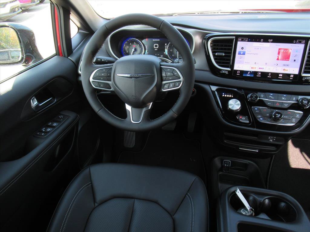 New 2026 Chrysler Voyager LX FWD image 12