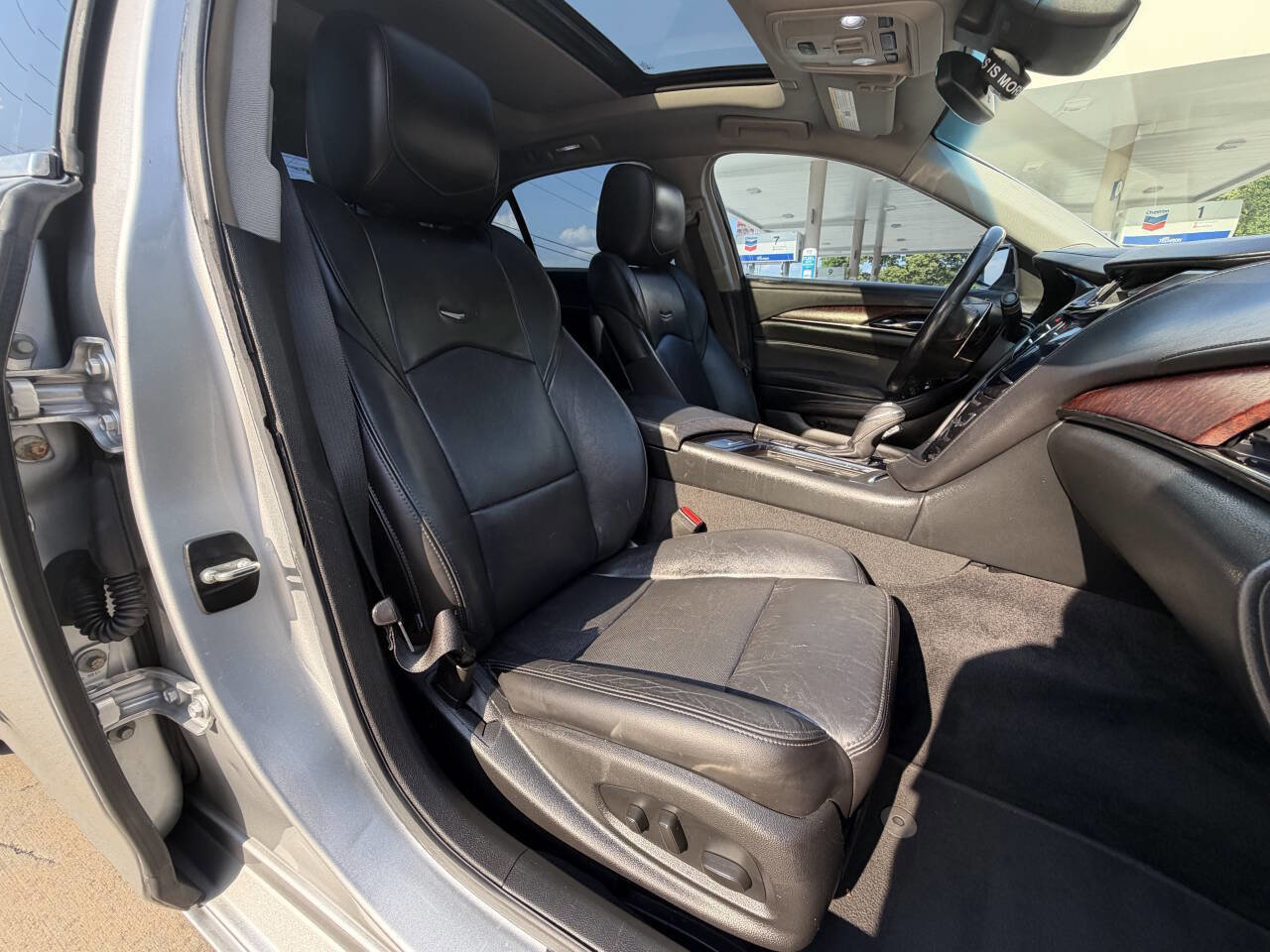 Used 2016 Cadillac CTS Luxury RWD image 8