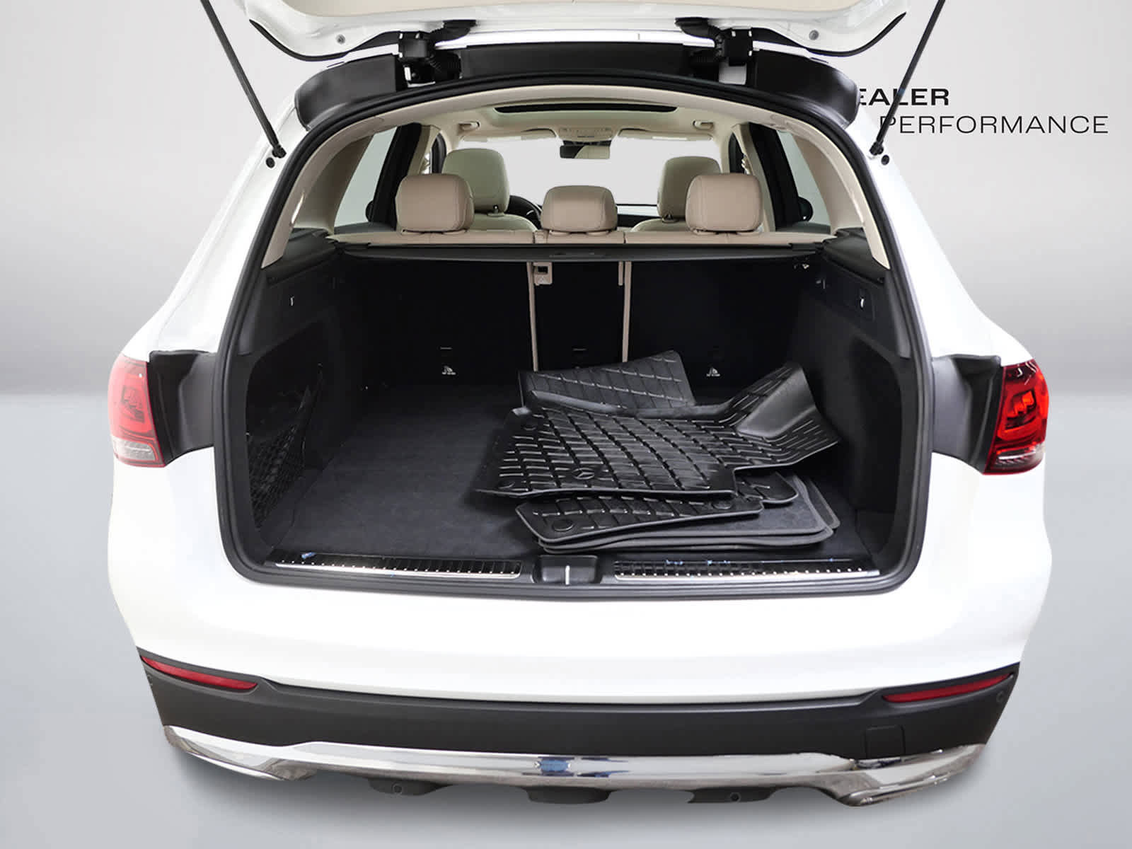 Used 2022 Mercedes-Benz GLC 300 4MATIC image 16