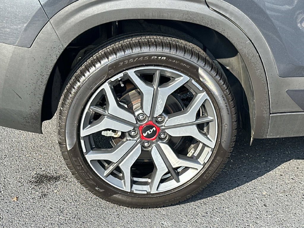 Used 2022 Kia Seltos SX w/ Sunroof Package AWD/4WD image 9