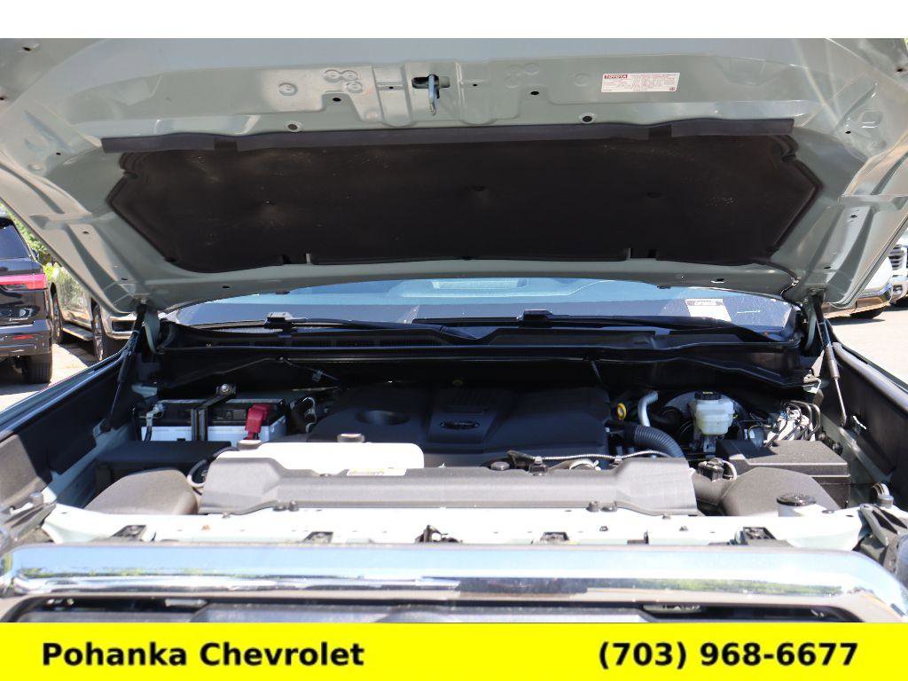 Used 2022 Toyota Tundra SR5 w/ TRD Off-Road Package AWD/4WD image 33