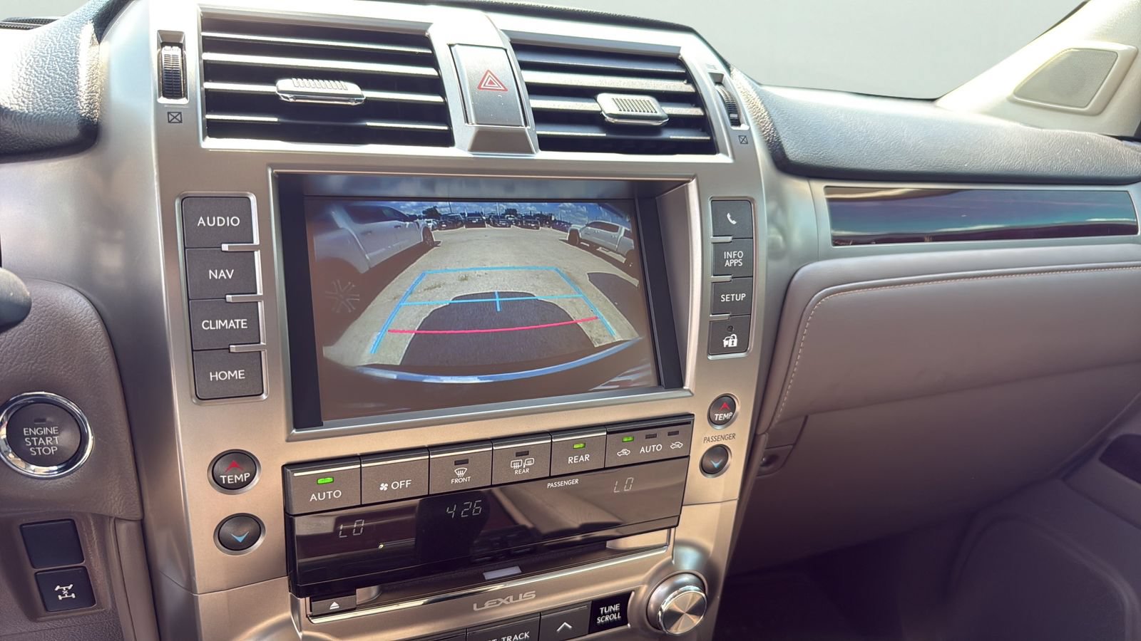 Used 2019 Lexus GX 460 Premium AWD/4WD image 18