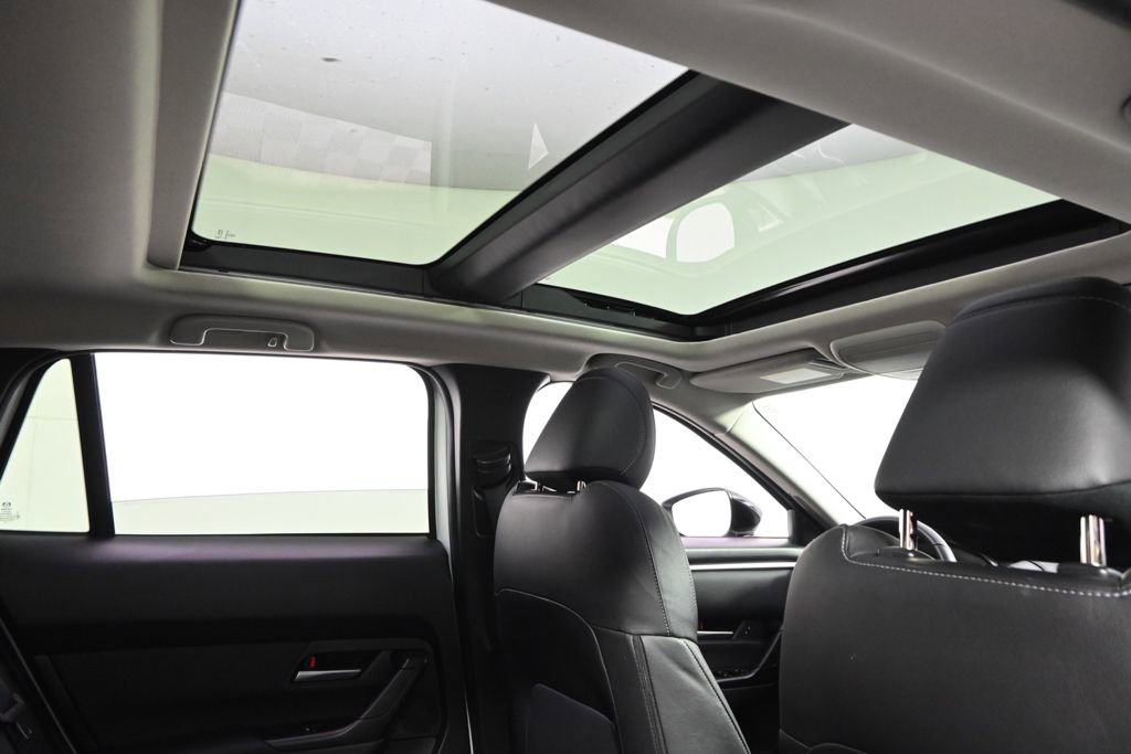 Used 2025 MAZDA CX-50 AWD 2.5 S w/ Premium Package image 17