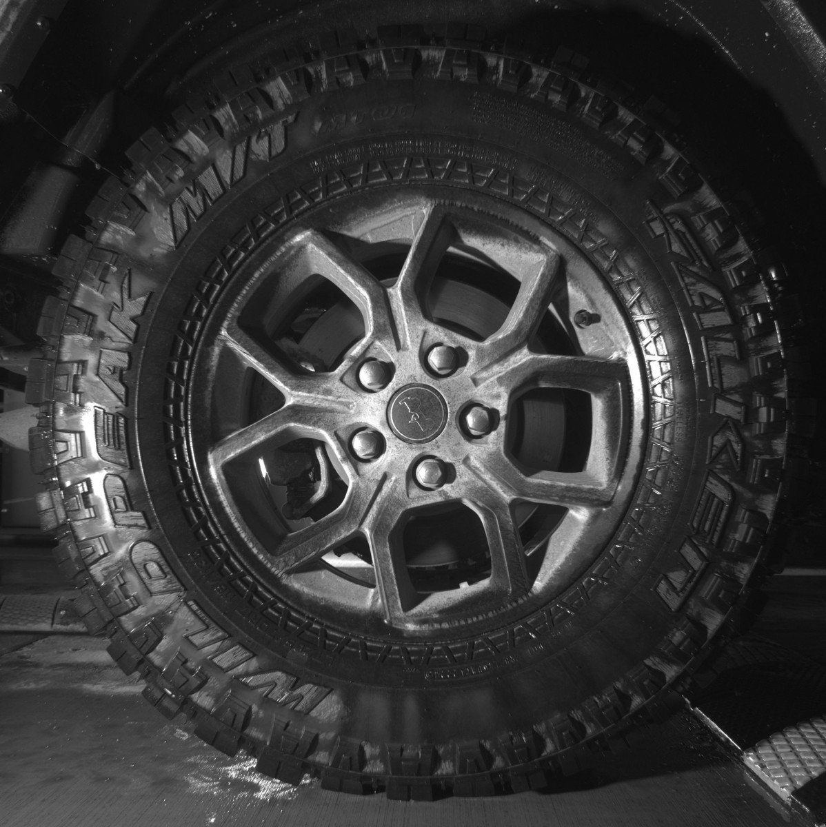 Used 2025 Jeep Wrangler Willys image 13