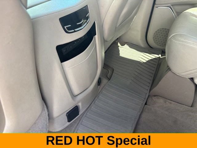 Used 2018 Cadillac Escalade ESV Luxury AWD/4WD image 31