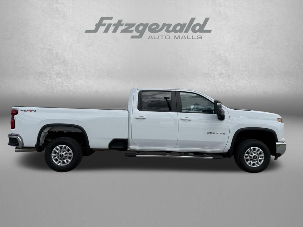 Used 2025 Chevrolet Silverado 2500 LT w/ Convenience Package AWD/4WD image 7