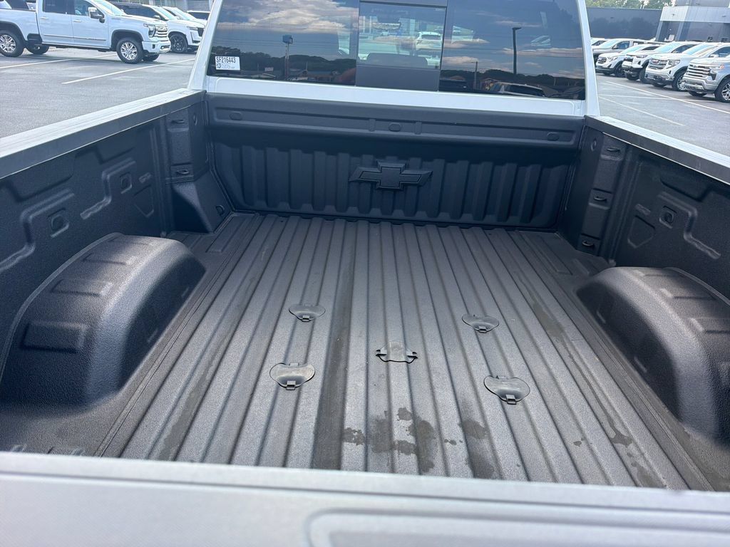 Used 2025 Chevrolet Silverado 2500 High Country w/ High Country Premium Package AWD/4WD image 9