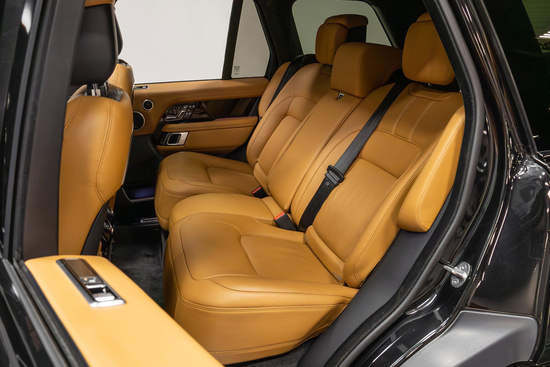 Used 2022 Land Rover Range Rover Autobiography image 67