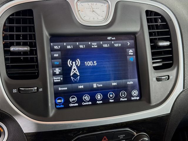 Used 2023 Chrysler 300 Touring L w/ Popular Equipment Group image 31