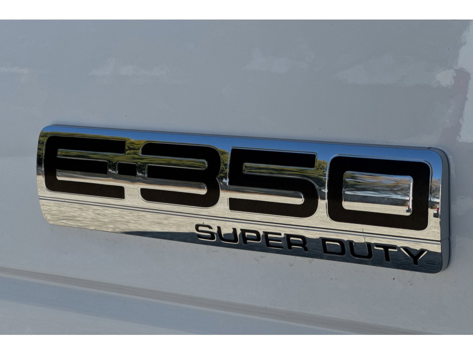 New 2025 Ford E-350 and Econoline 350 Super Duty w/ Power Equipment Group image 20