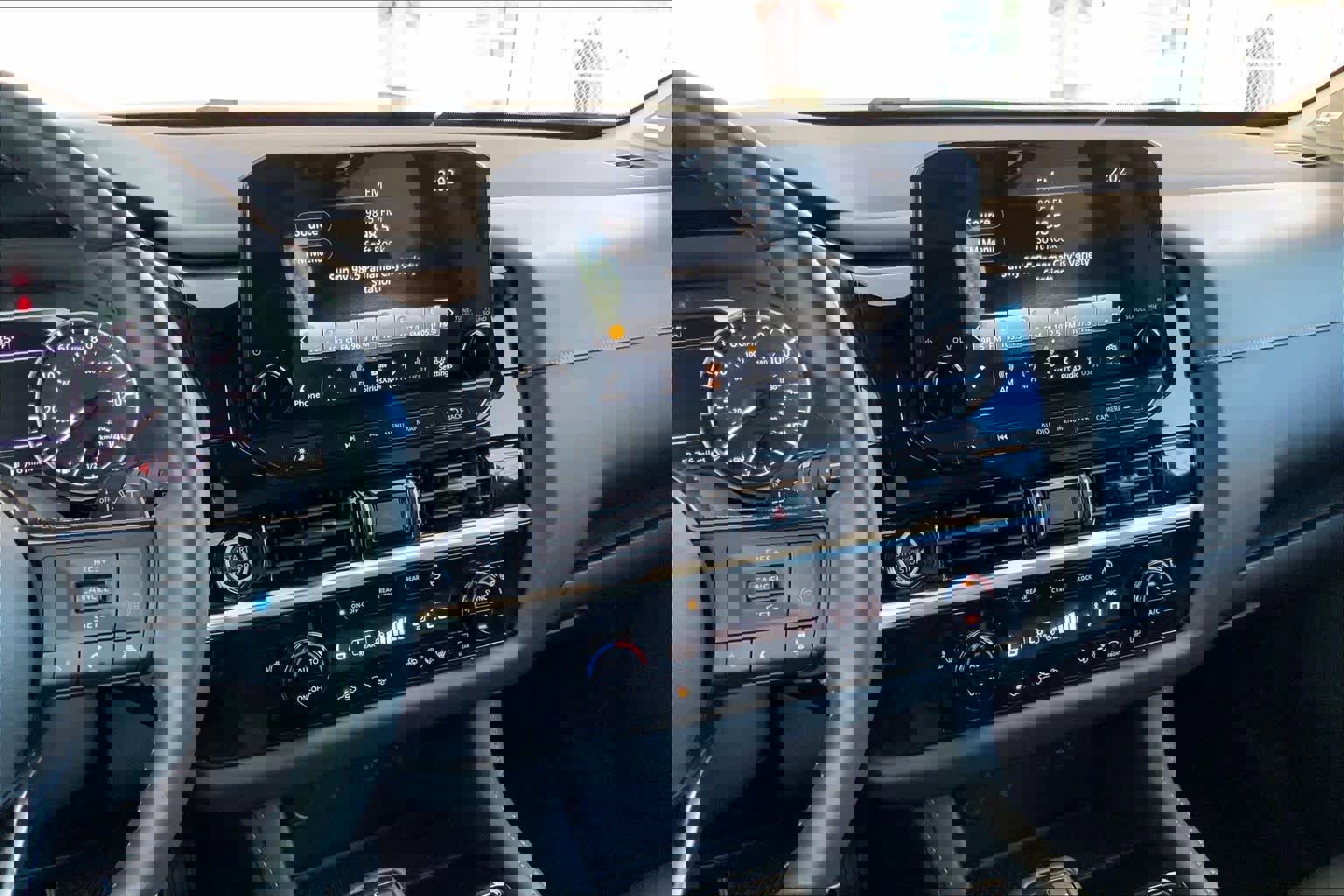 Used 2022 Nissan Pathfinder SL w/ SL Premium Package image 7