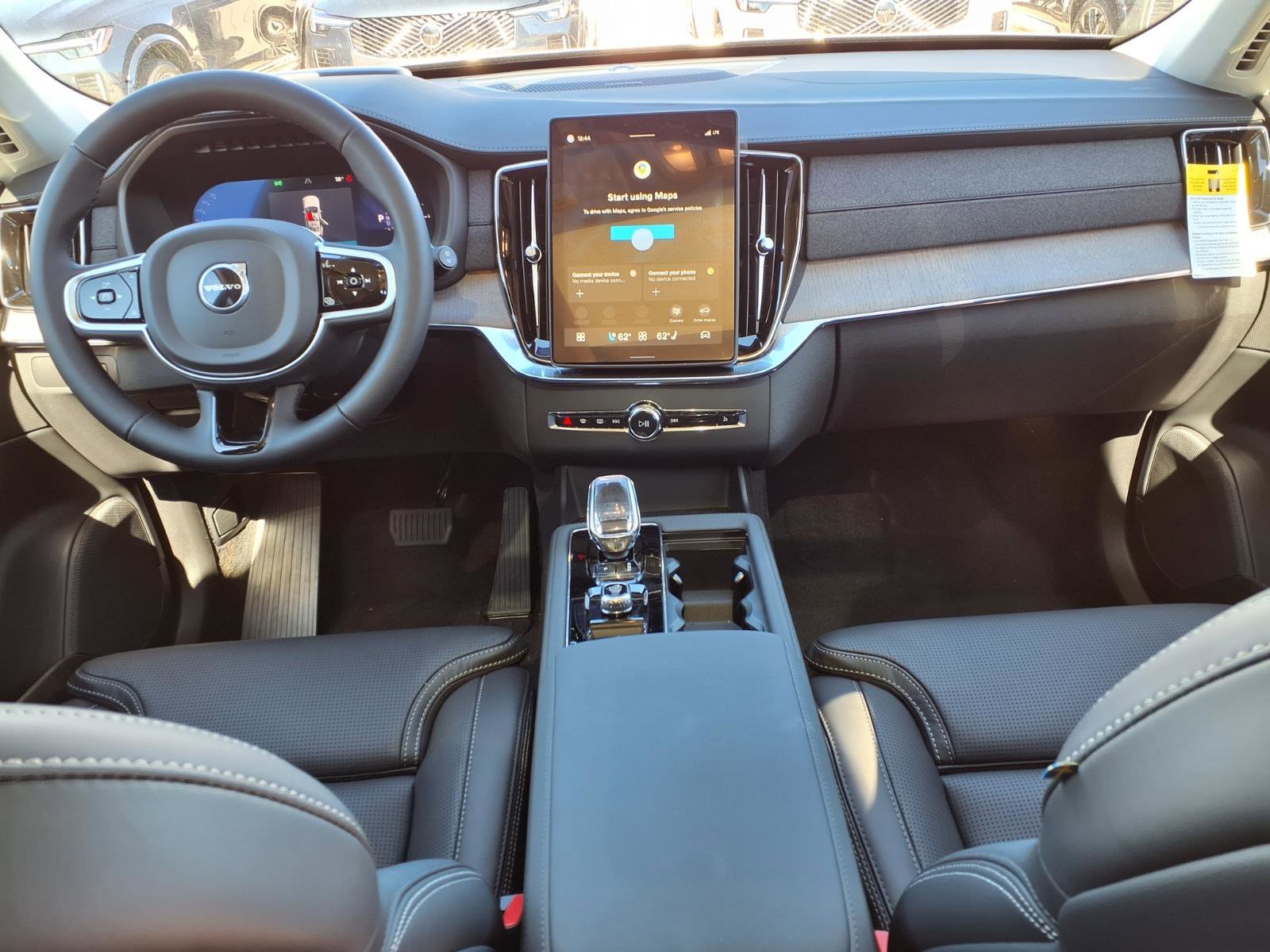 New 2026 Volvo XC90 T8 Ultra w/ Protection Package Premier image 11