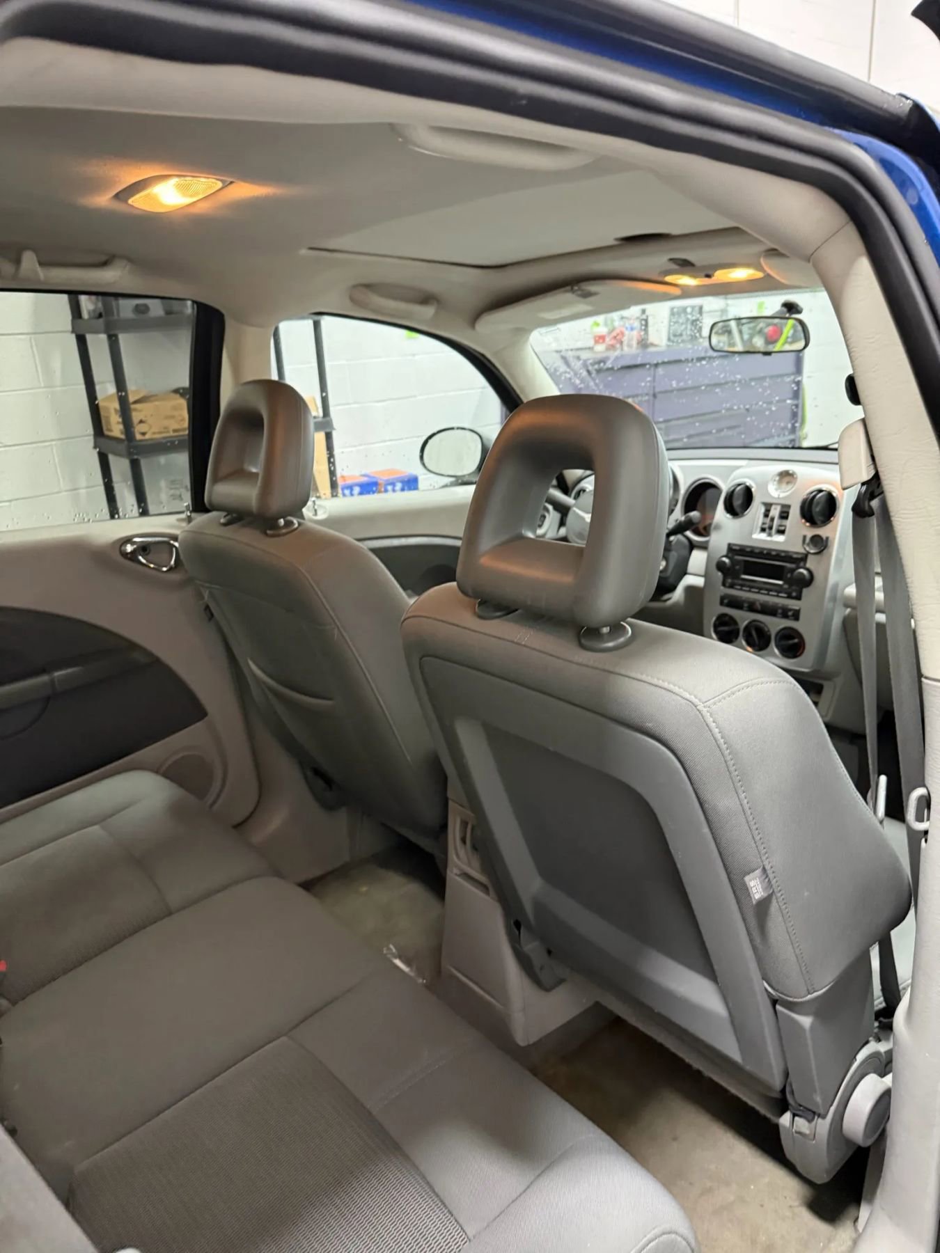 Used 2010 Chrysler PT Cruiser w/ Convenience Group image 17