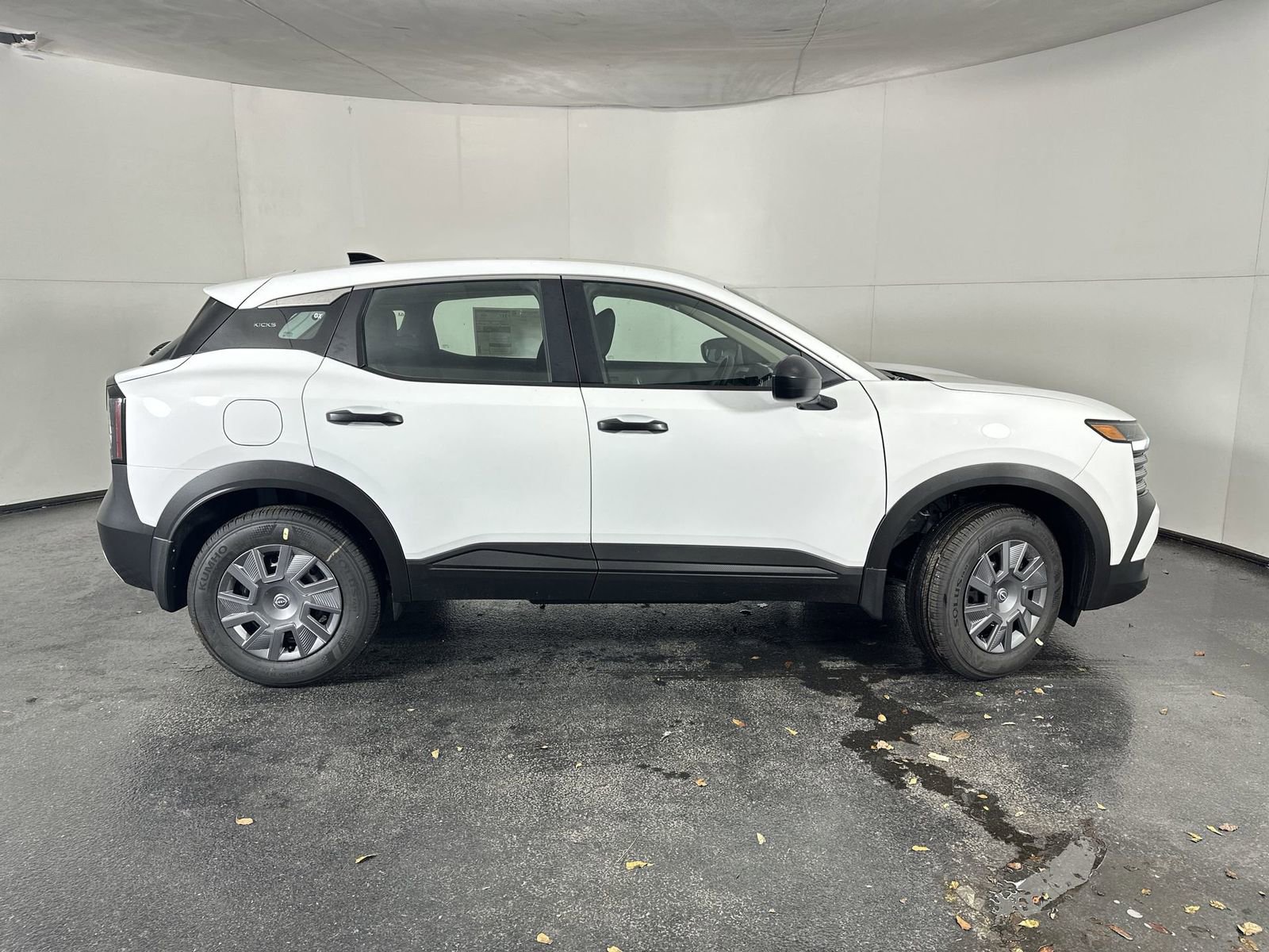 New 2026 Nissan Kicks S FWD image 9