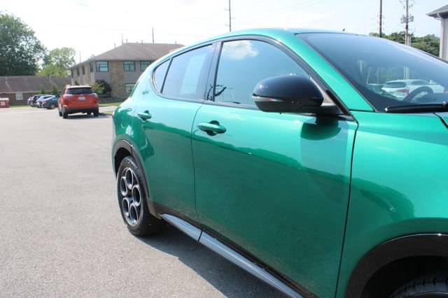 Used 2025 Alfa Romeo Tonale w/ Premium Package AWD/4WD image 48