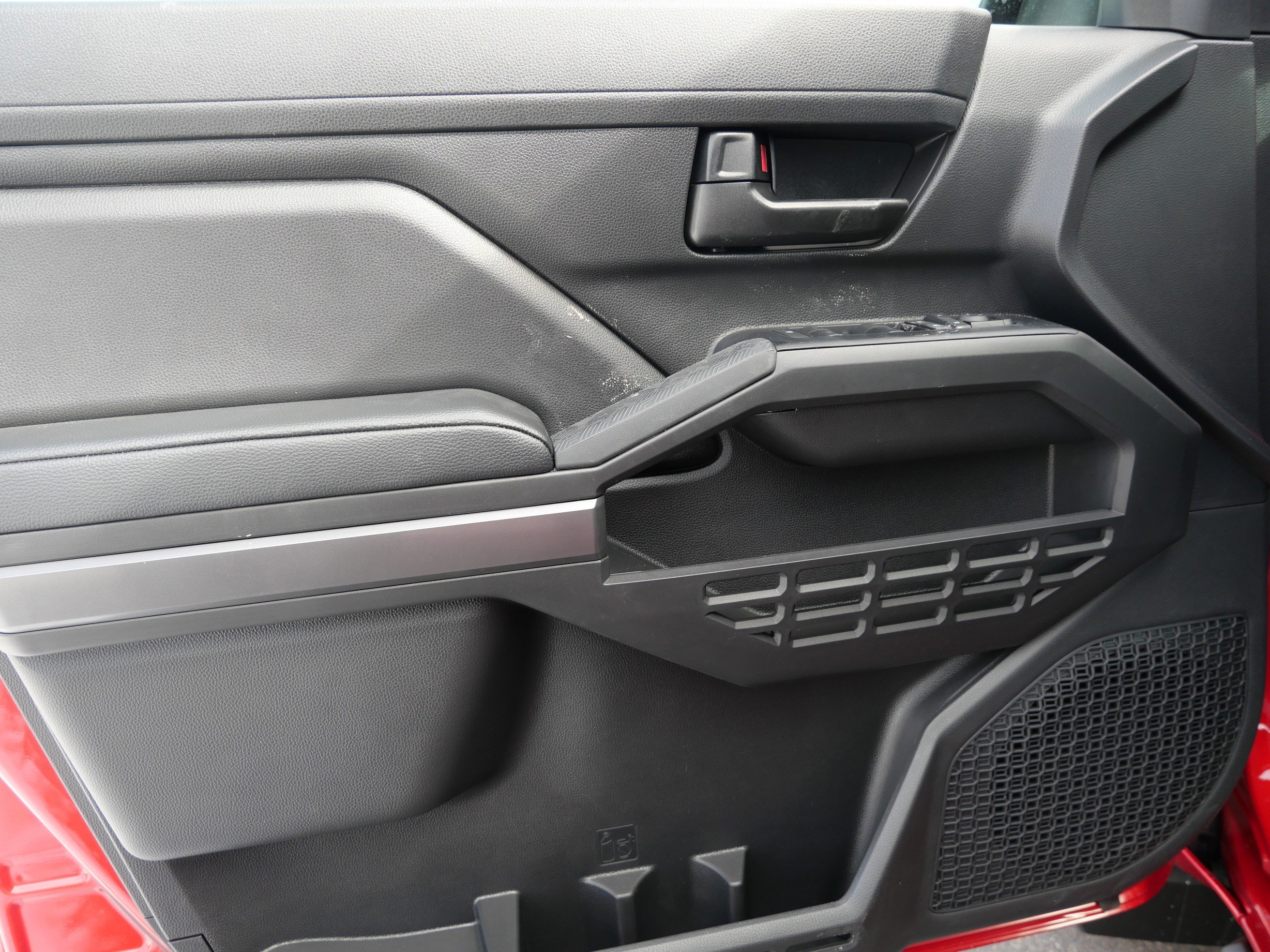 New 2026 Toyota Tacoma SR5 AWD/4WD image 5