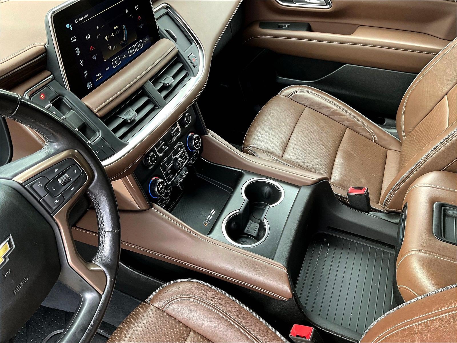 Used 2022 Chevrolet Suburban High Country AWD/4WD image 18