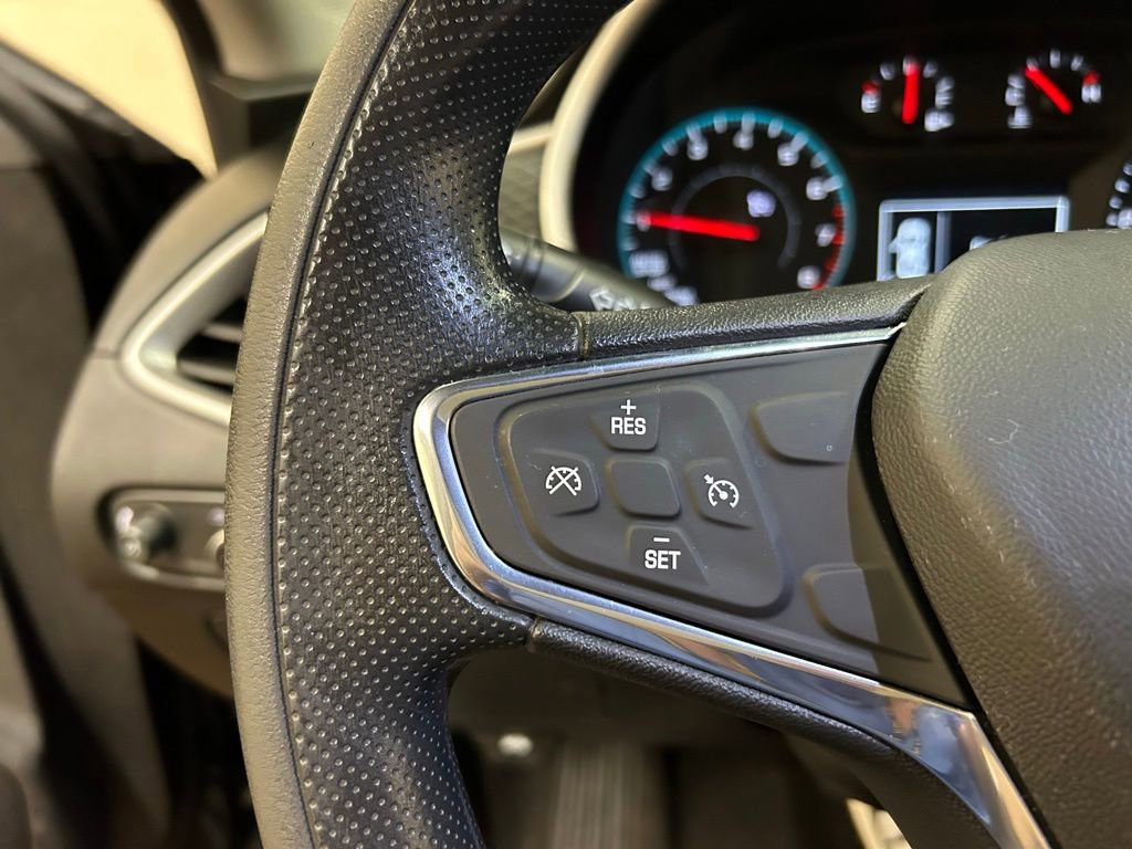 Used 2020 Chevrolet Malibu LS image 21