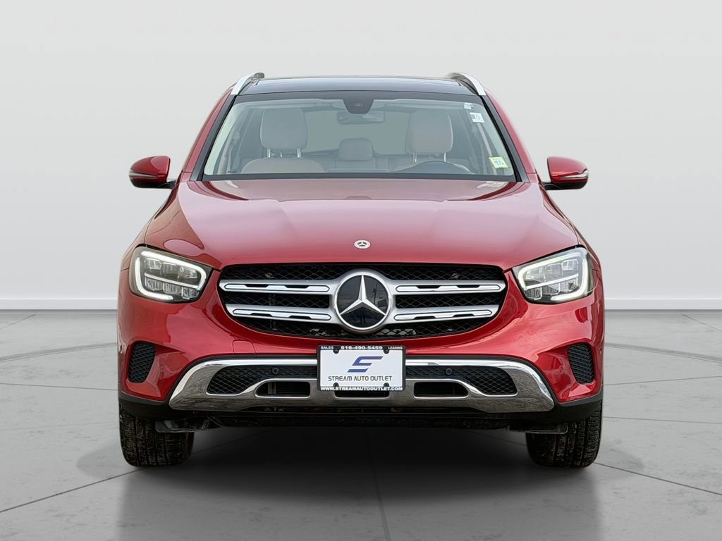 Used 2021 Mercedes-Benz GLC 300 4MATIC image 2