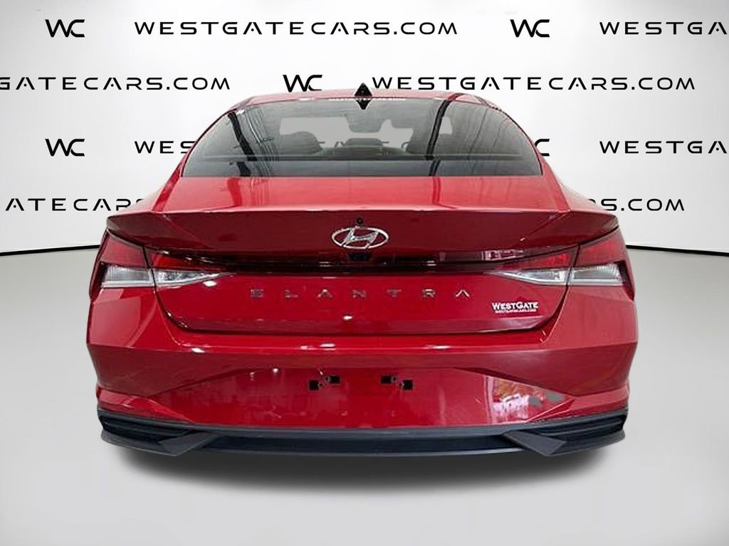 Used 2022 Hyundai Elantra SEL w/ Cargo Package image 7