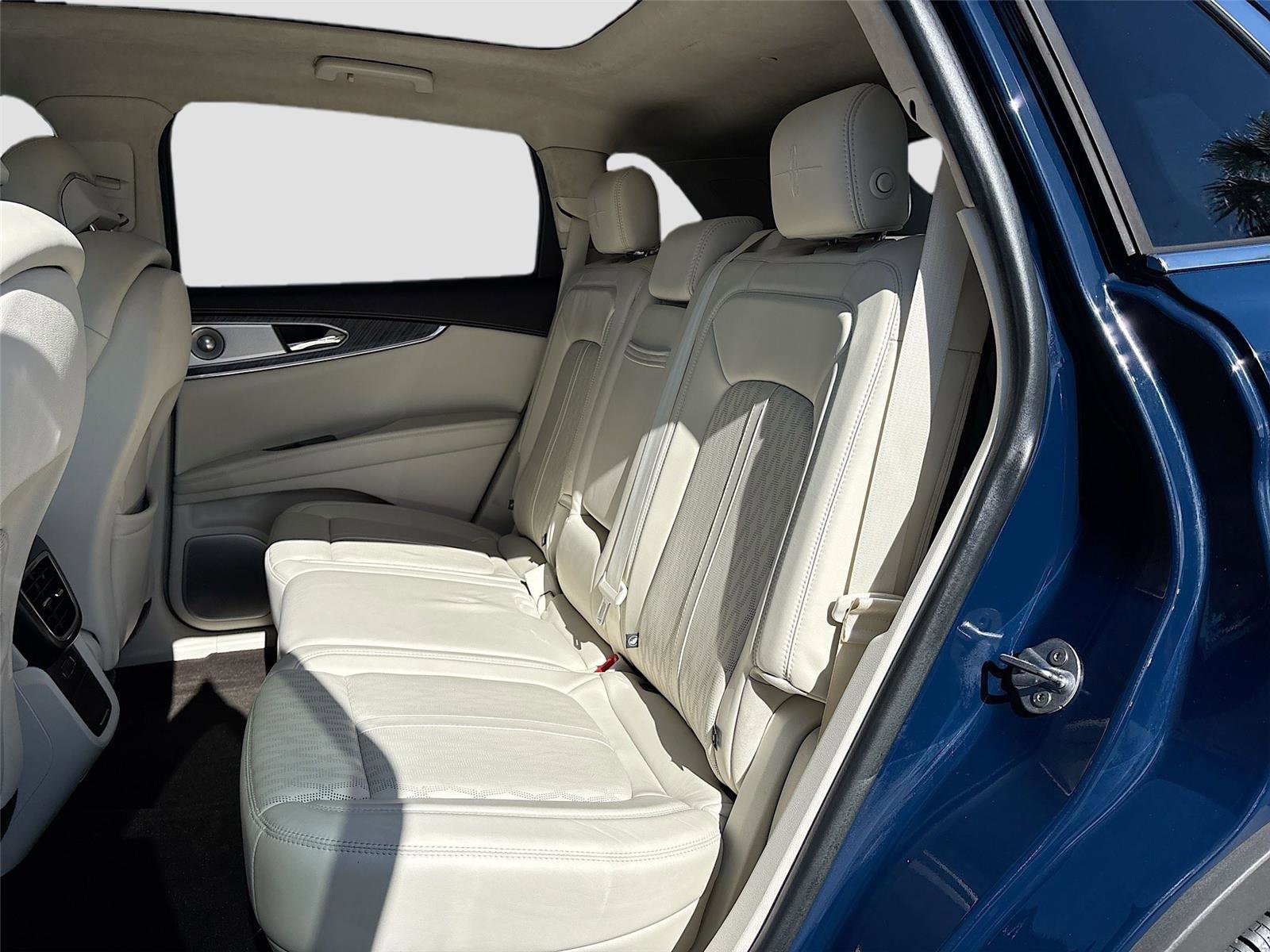 Used 2019 Lincoln Nautilus Black Label image 28