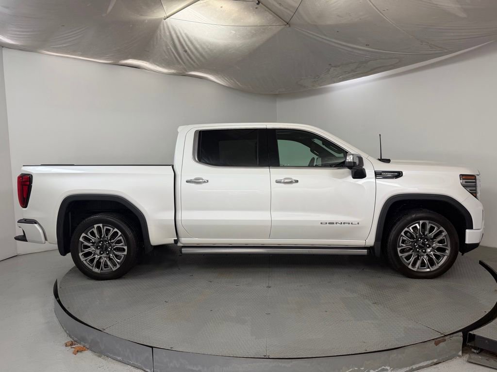 Used 2024 GMC Sierra 1500 Denali Ultimate AWD/4WD image 5