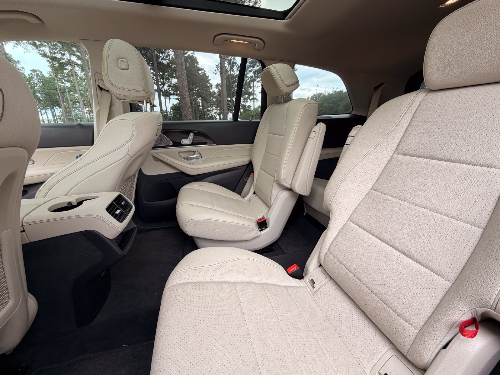 Used 2020 Mercedes-Benz GLS 450 4MATIC image 14
