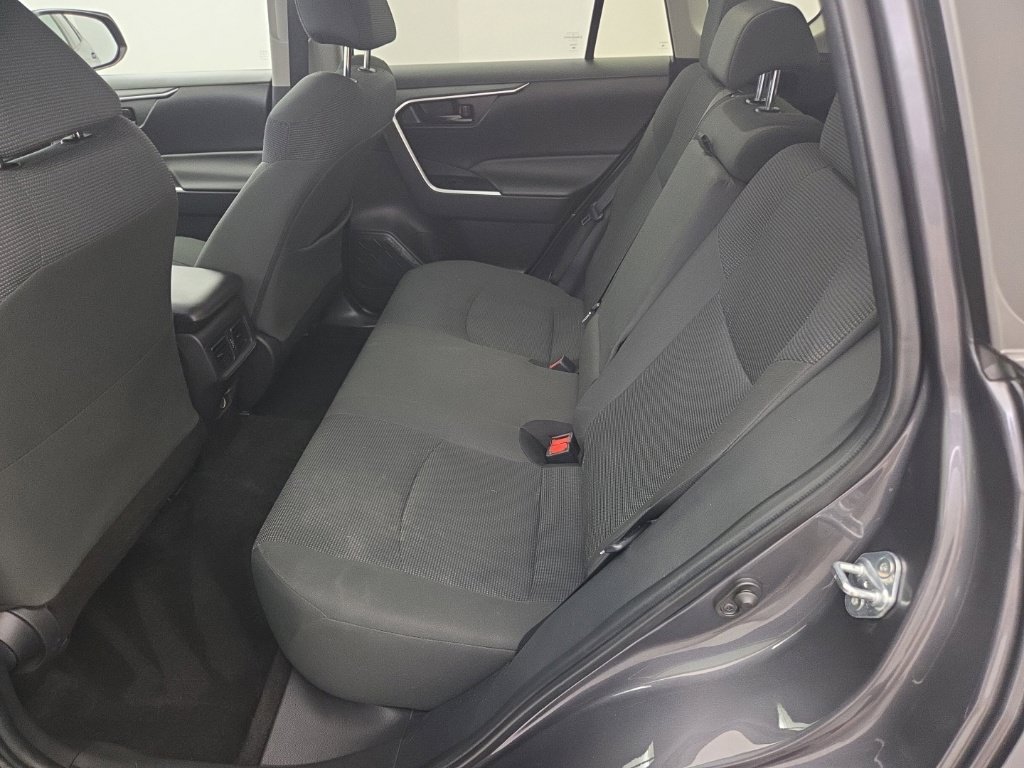 Used 2023 Toyota RAV4 LE AWD/4WD image 21