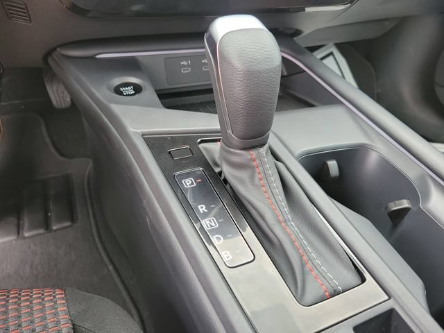 Used 2026 Nissan Sentra SR w/ Floor Mat Package FWD image 26