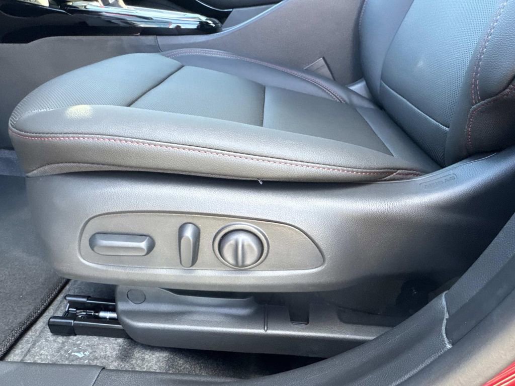 New 2026 Chevrolet Trax RS image 16